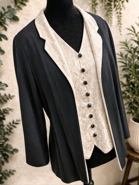 Vintage R&K Core Renova 2pc Blazer Vest Set Petite 16P NWT Cream Black